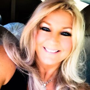 Meet your Posher, Rhonda